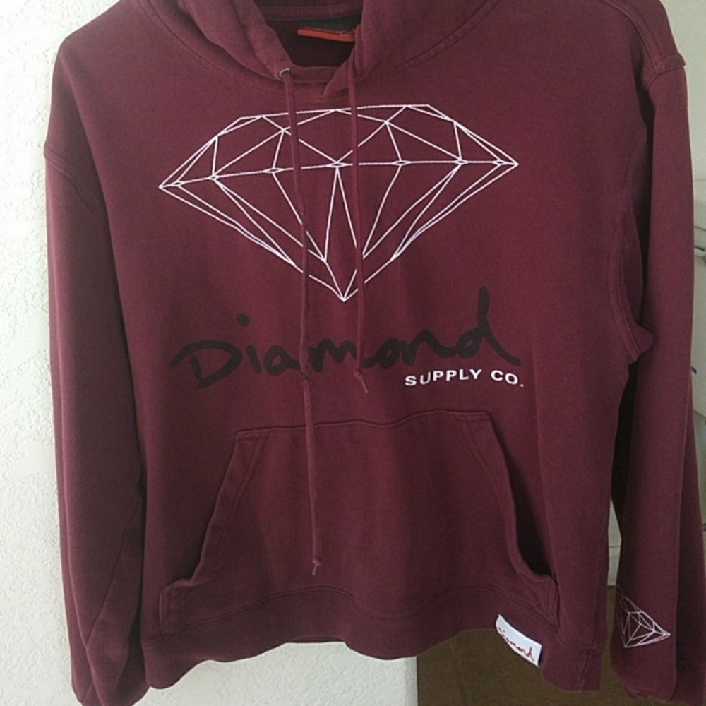 Diamond Co burgundy sweater